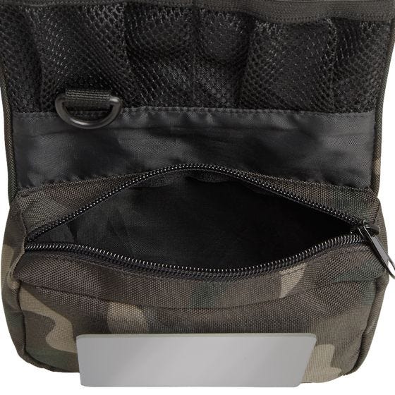 Brandit Middelgrote Toilettas - Dark Camo